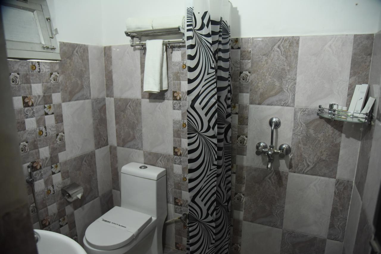 Hôtel Rnb Select Vijay Delux à Sultānpur Extérieur photo